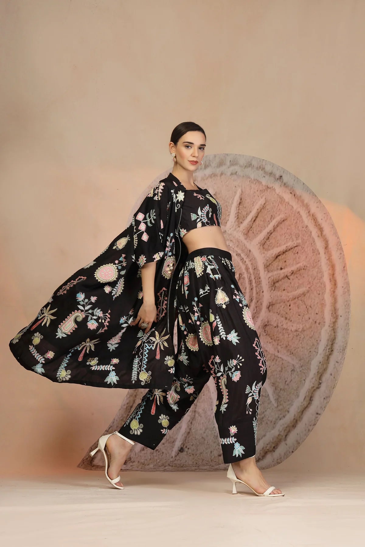 Black Slub Cotton 3-Piece Set with Harem Pants & Tribal Detailing