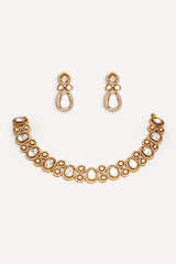 Elegant and stylish zircon stone necklace set with matching earrings