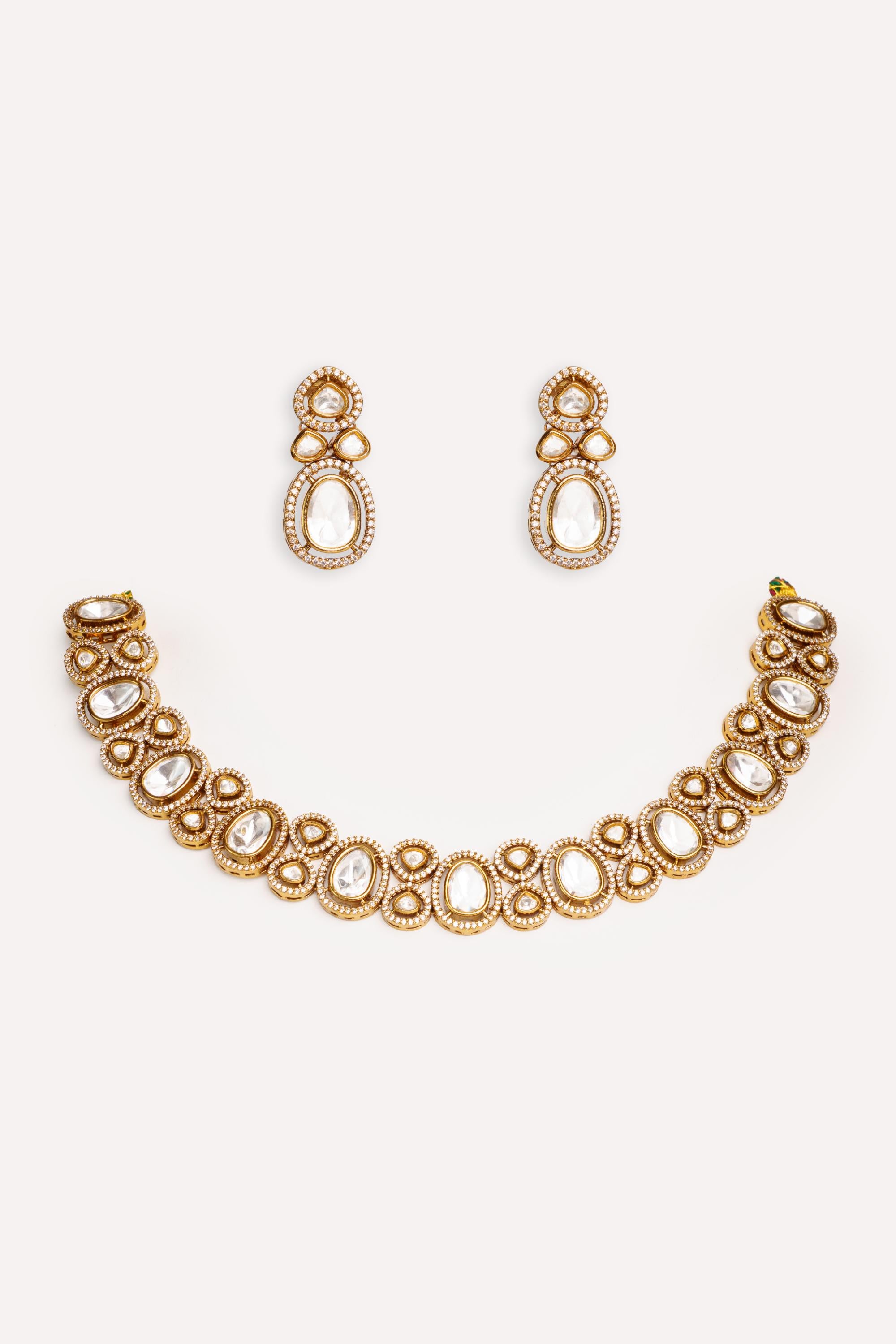 Elegant and stylish zircon stone necklace set with matching earrings