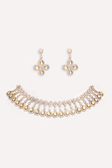 Dramatic and stylish zircon stone necklace set with matching earrings