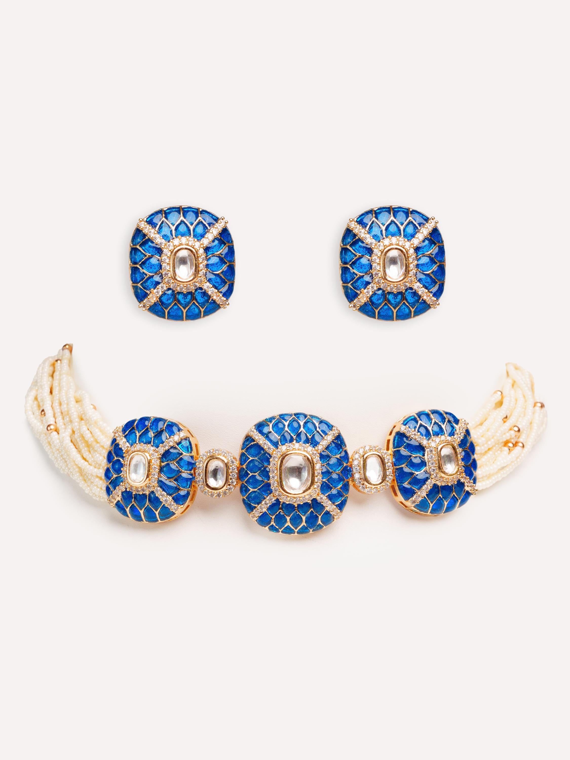 Classy kundan choker with elegant pair of earrings