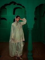 RAVEENA
