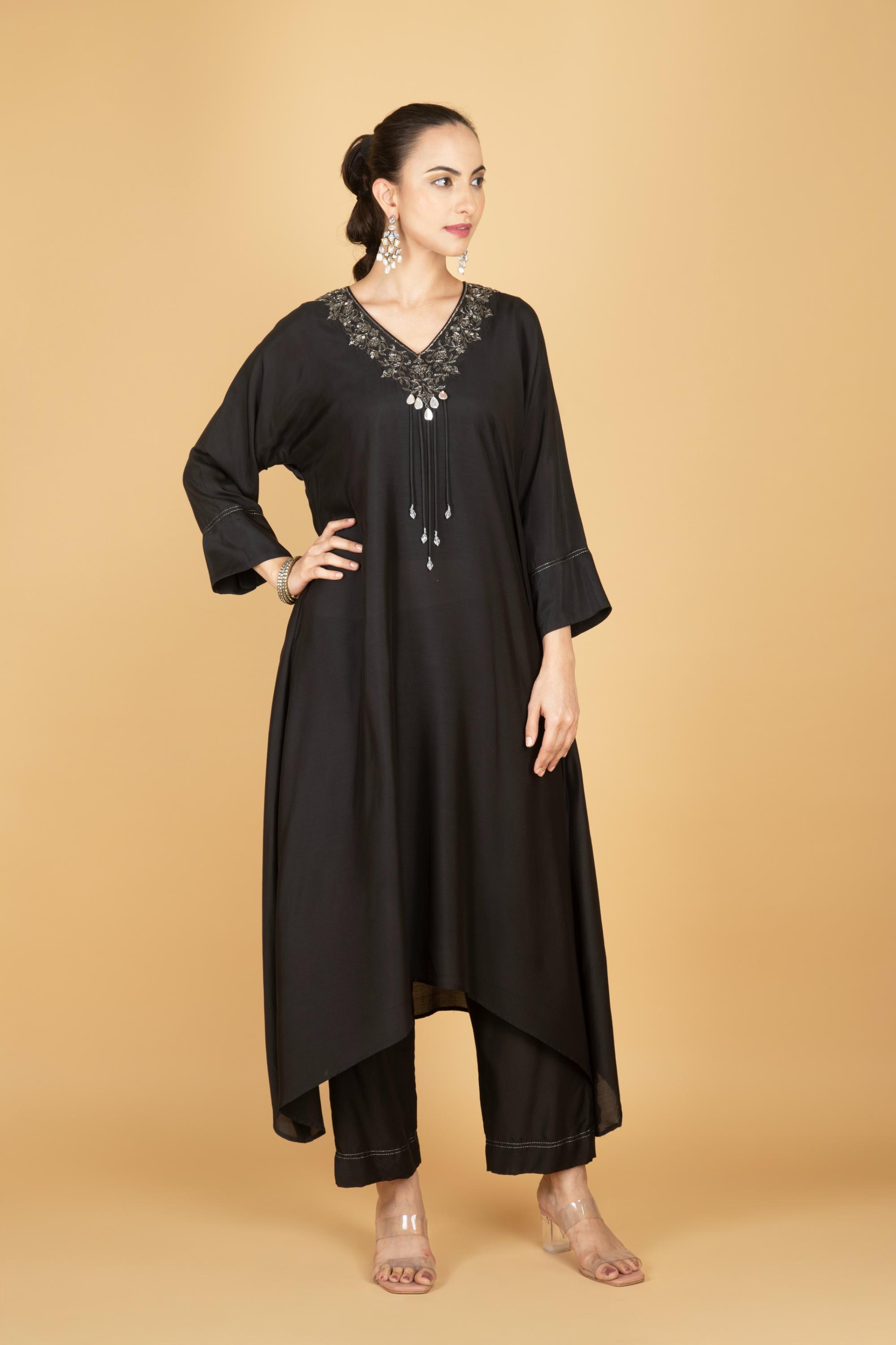 Black Hand Embroidered Kaftaan Kurta W/Pants