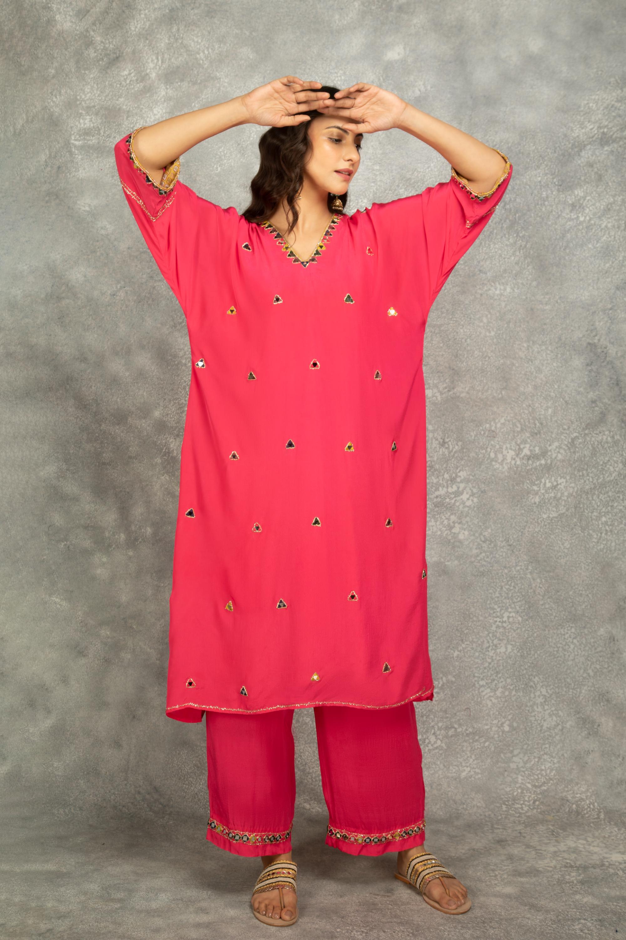 FushiaHigh Low Low Mirror Work Kaftaan Set