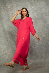 FushiaHigh Low Low Mirror Work Kaftaan Set