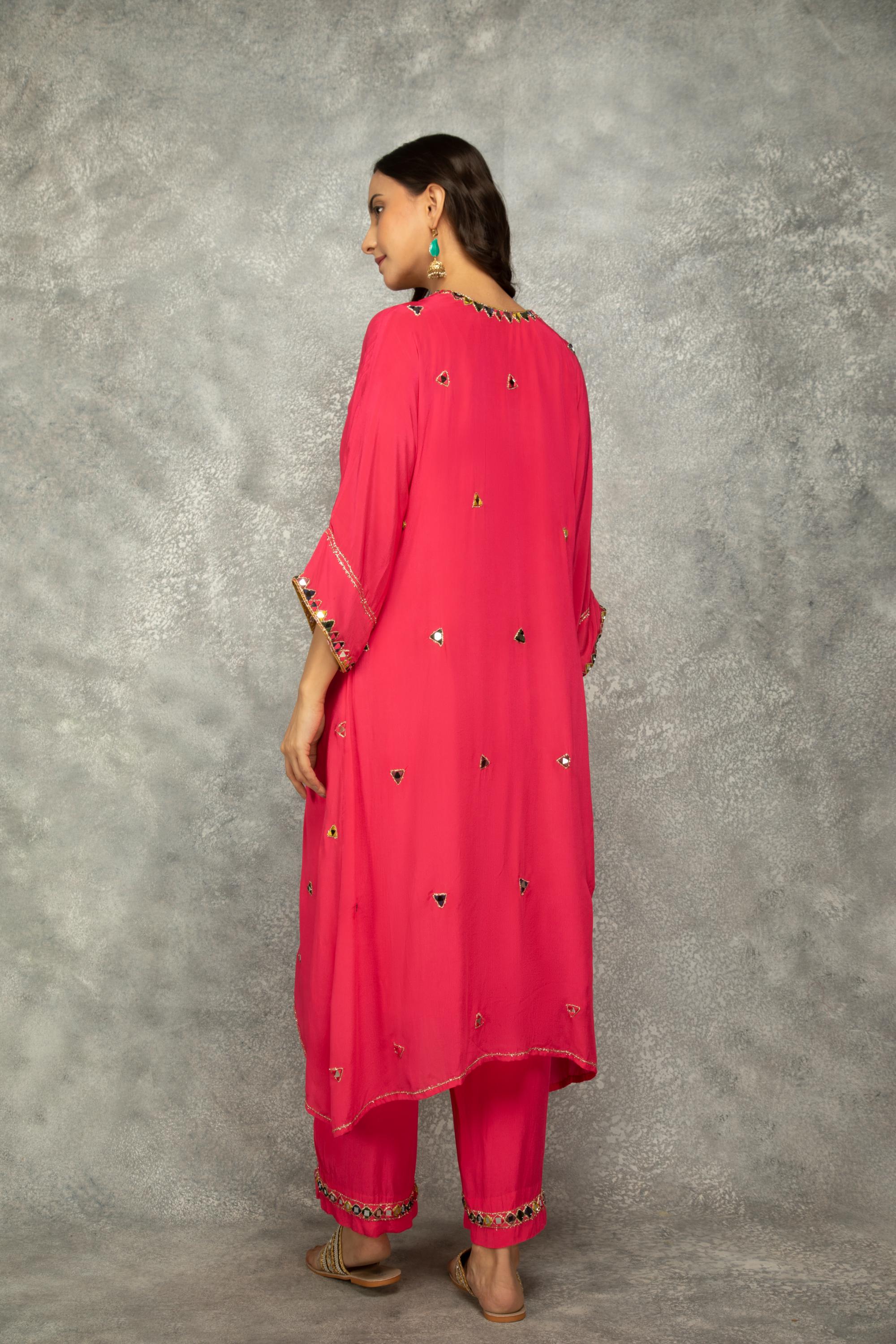 FushiaHigh Low Low Mirror Work Kaftaan Set