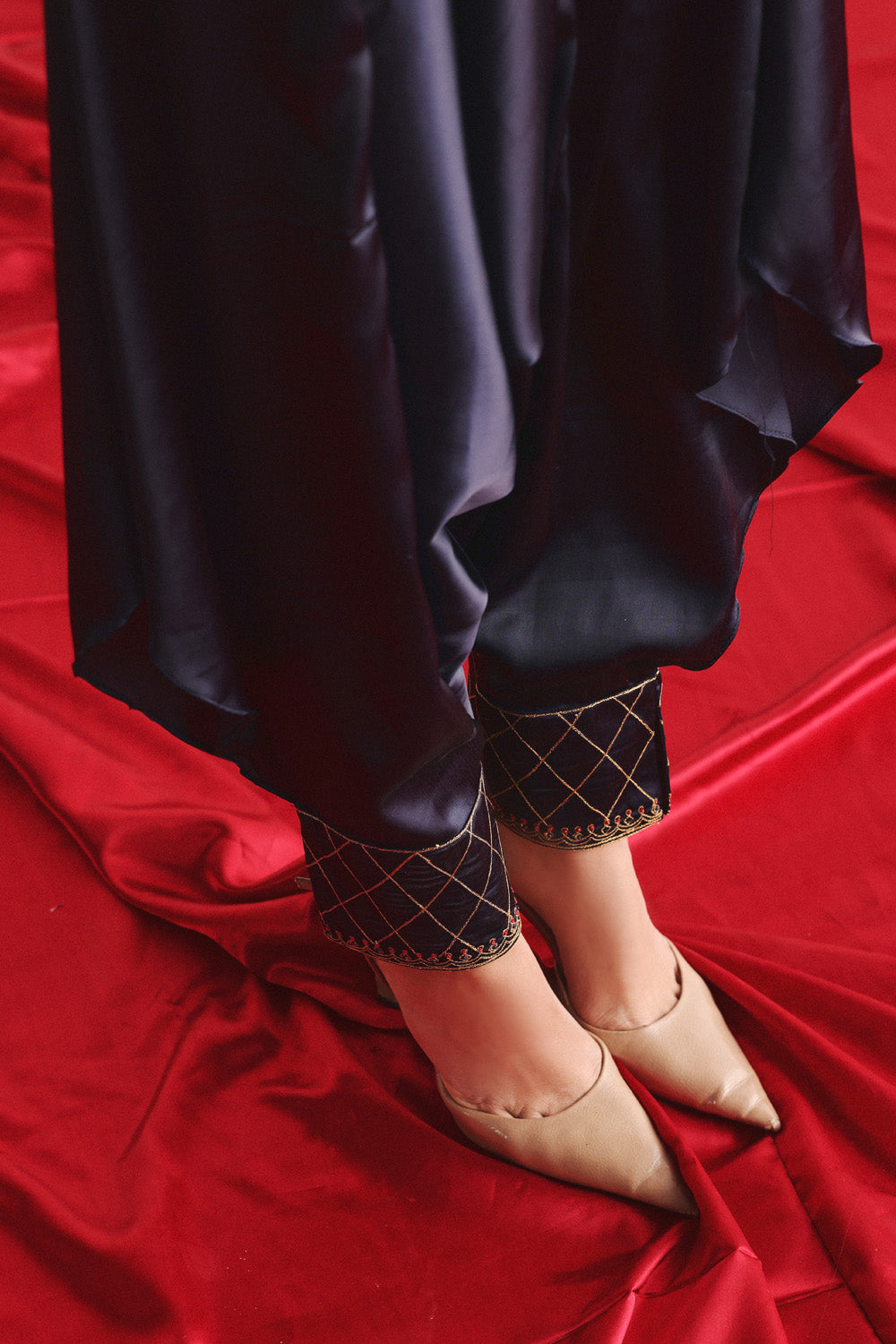 Patola Marodiwork Cape with Harem Dhoti Pants