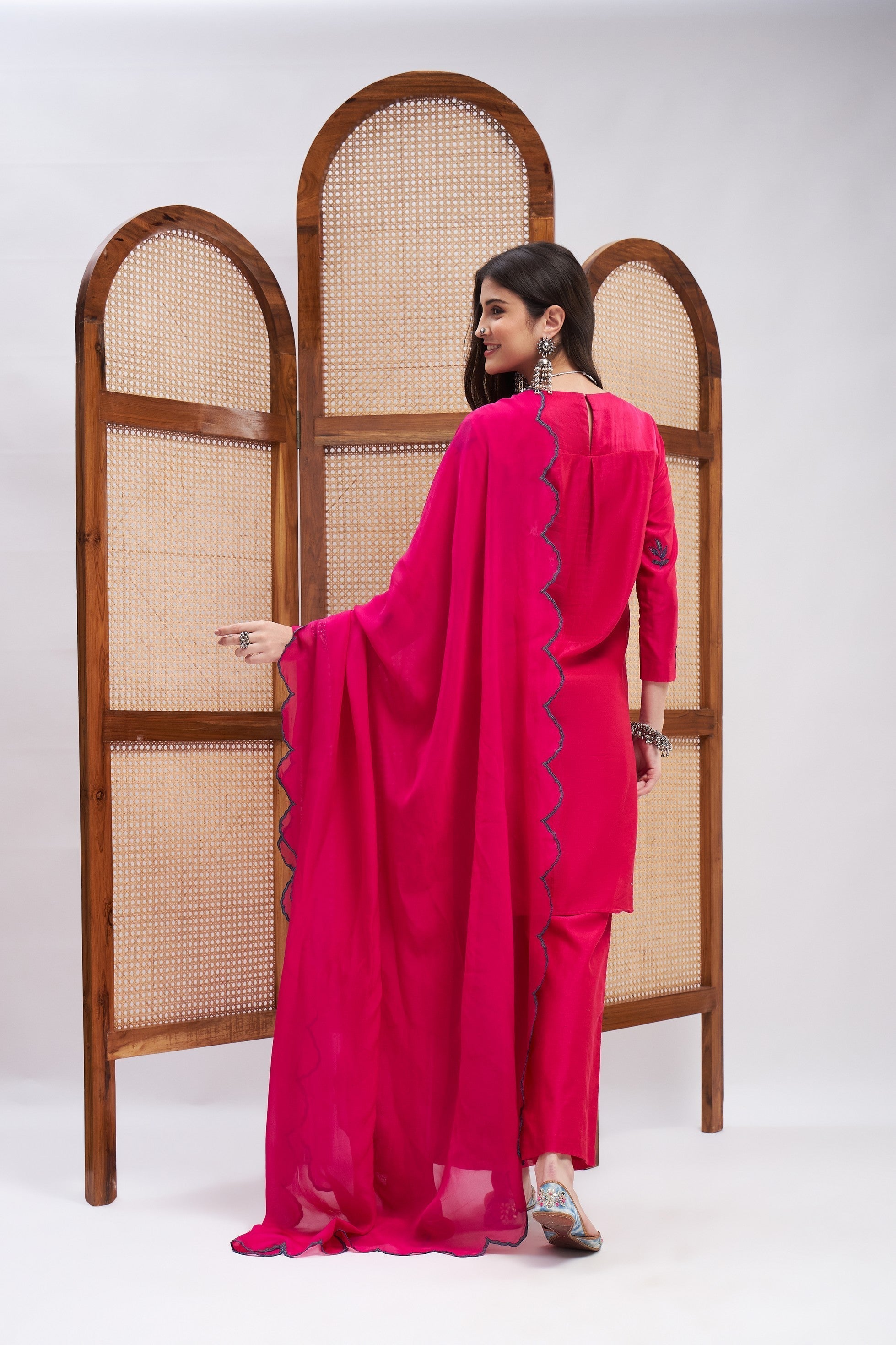 Khwabeeda Kurta Set