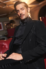 Noir Rhythmic Peak Lapel Tuxedo Set