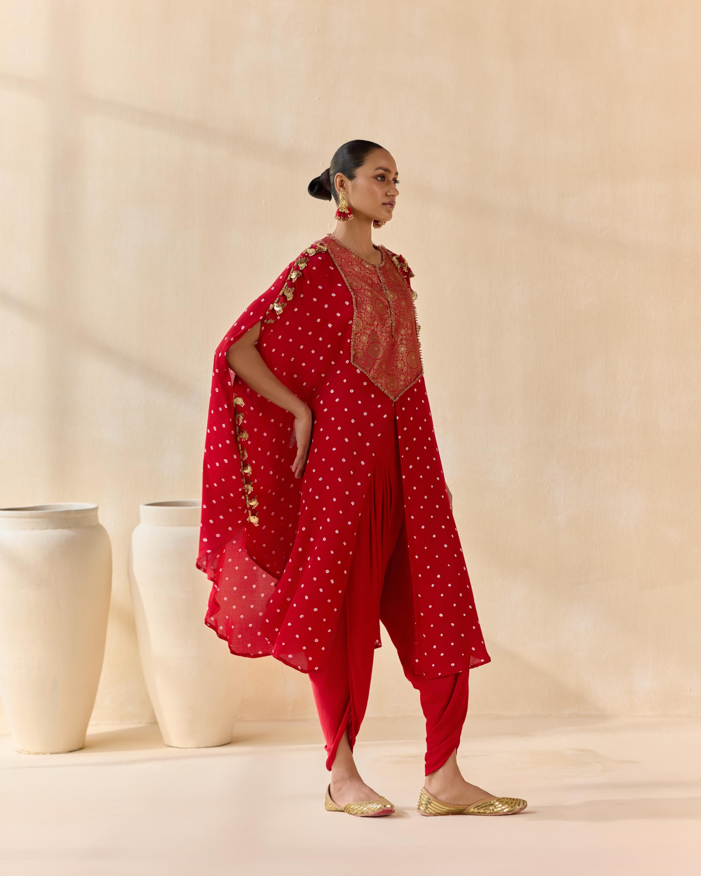 Ayantika-red