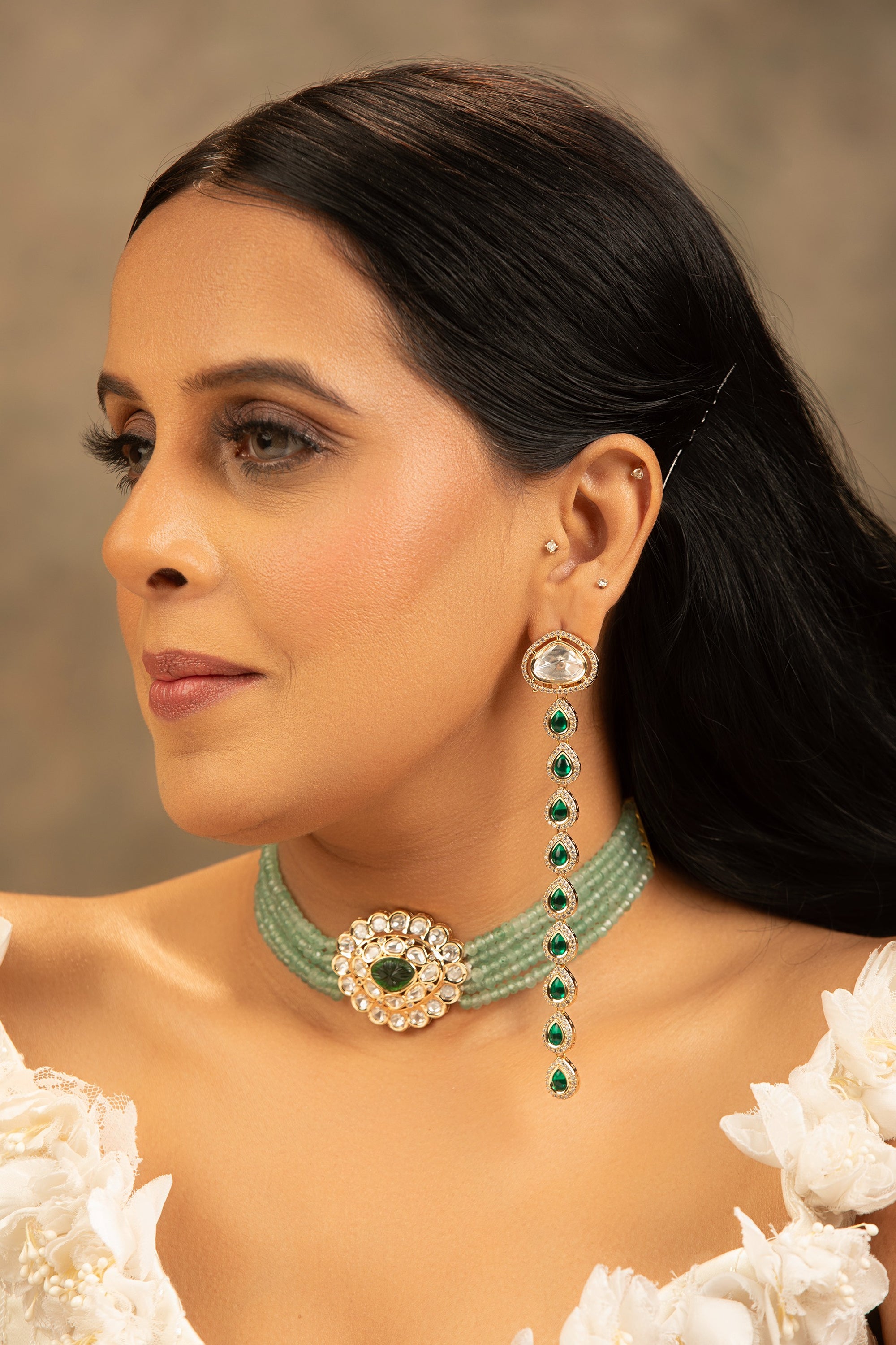 LE UVIN GREEN CHOKER SET