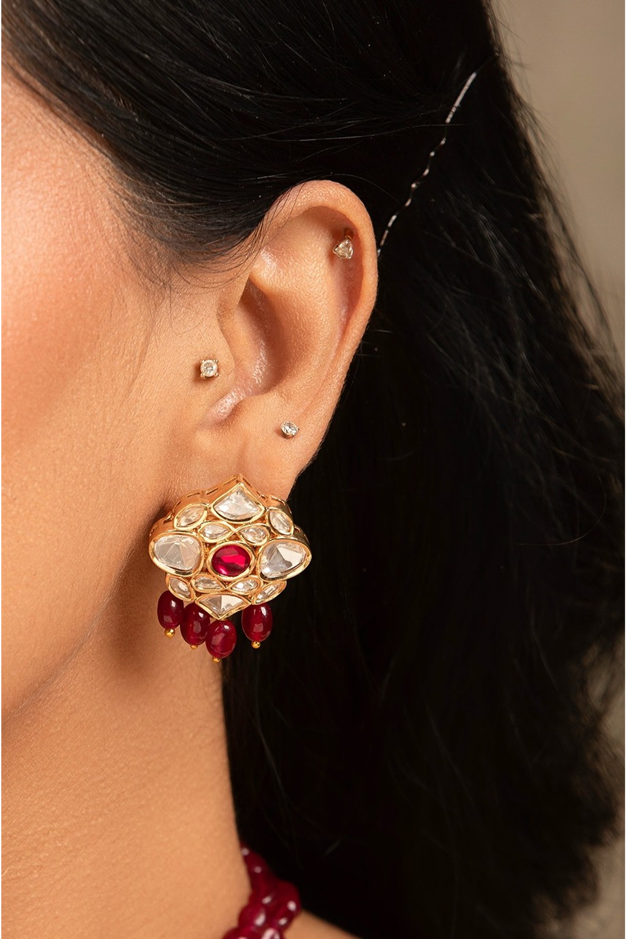 LE PRNI RED ONYX NECKLACE SET