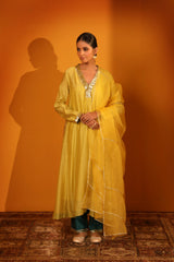 CHANDERI SILK MAGNIFICIENT KURTA SET WITH PANTS AND DUPATTA