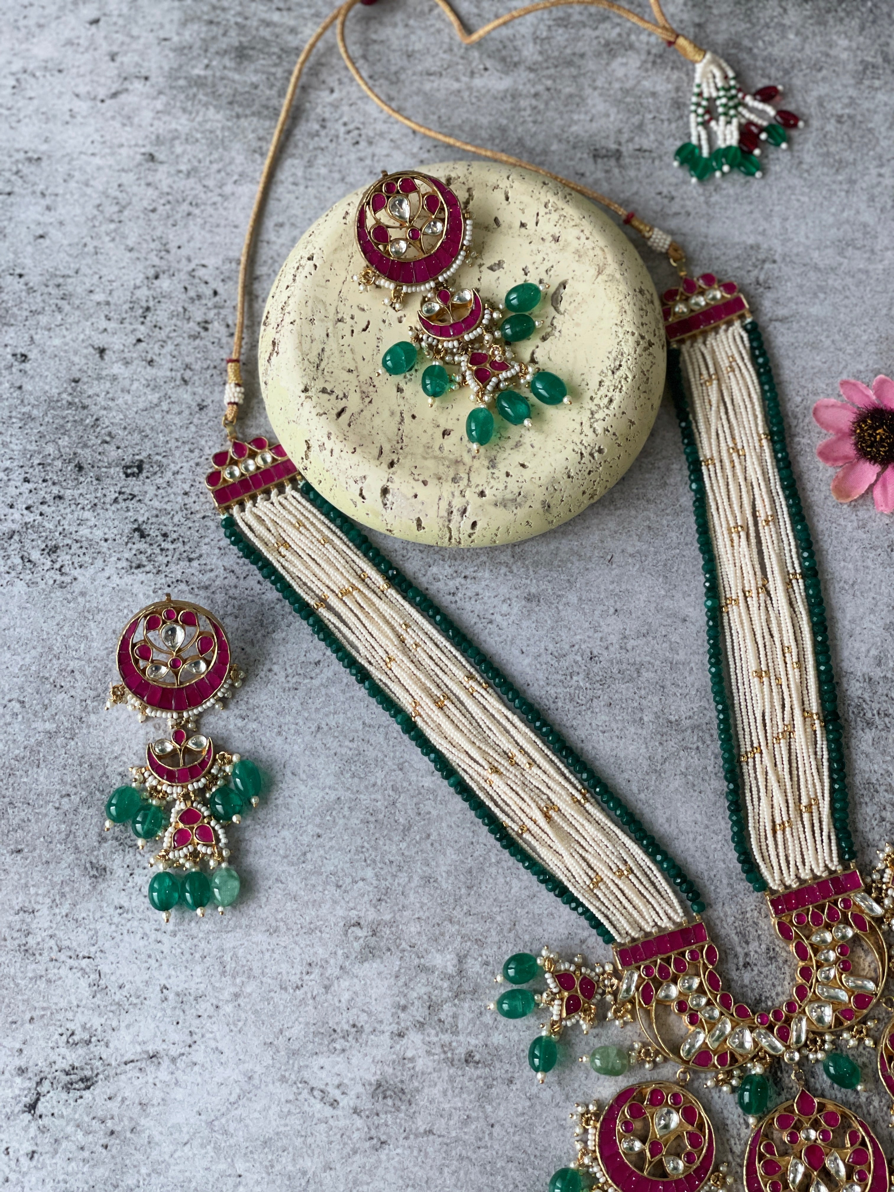 NECKLACE SET