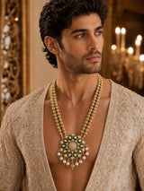 Kundan Floral Pendant Necklace