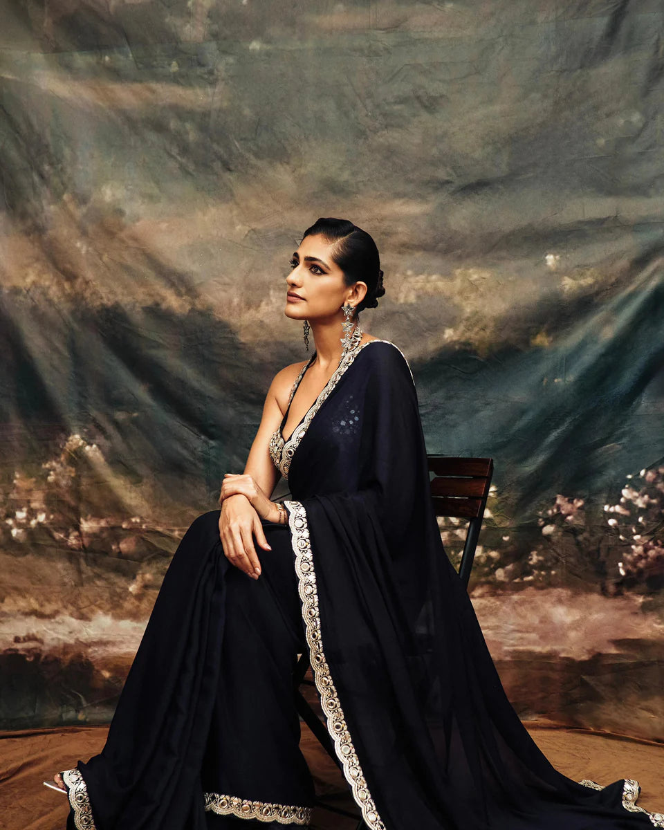 Kubbra Sait Saree
