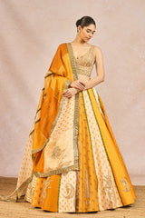 ‘AUR TUM’ LEHENGA SET