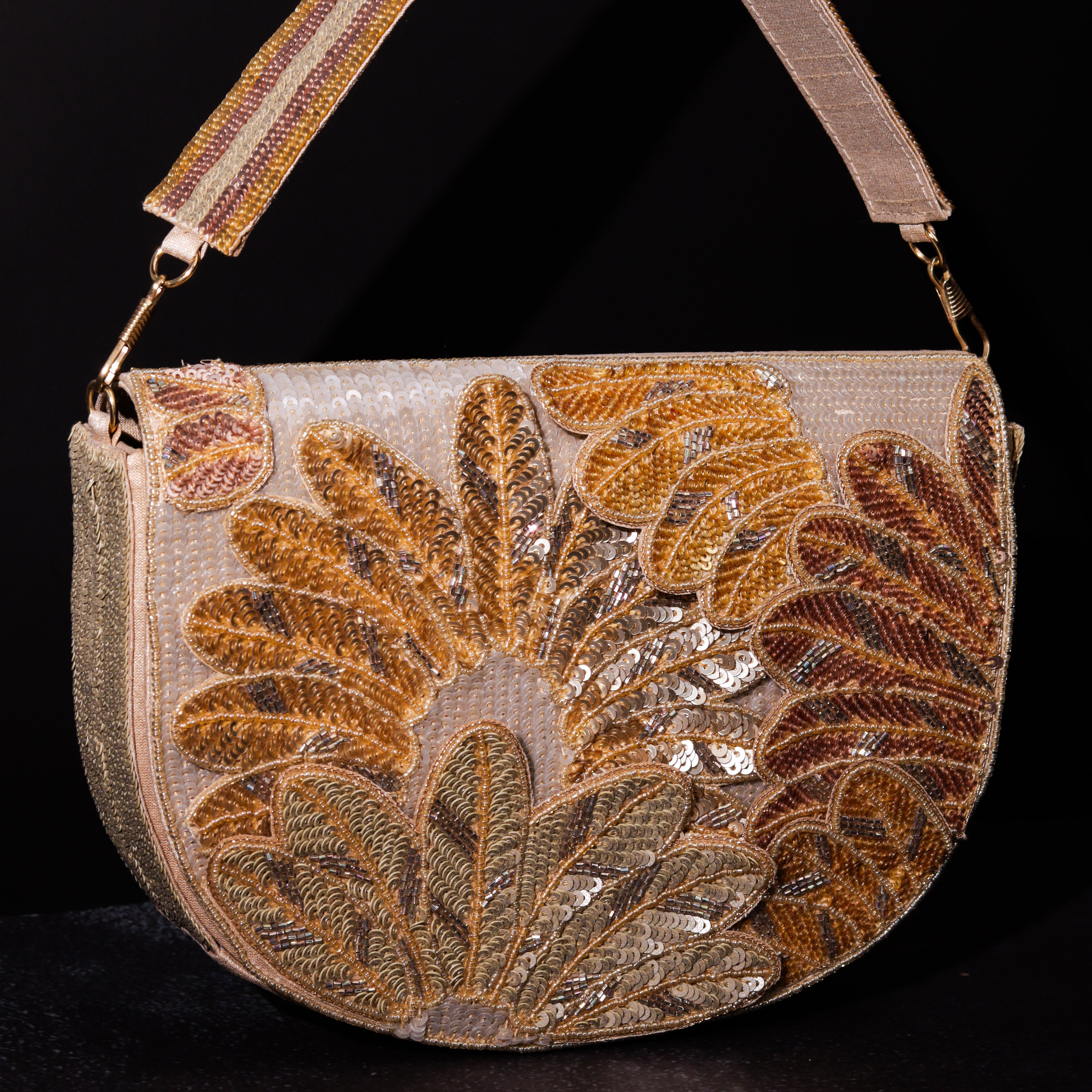 Golden fawn clutch