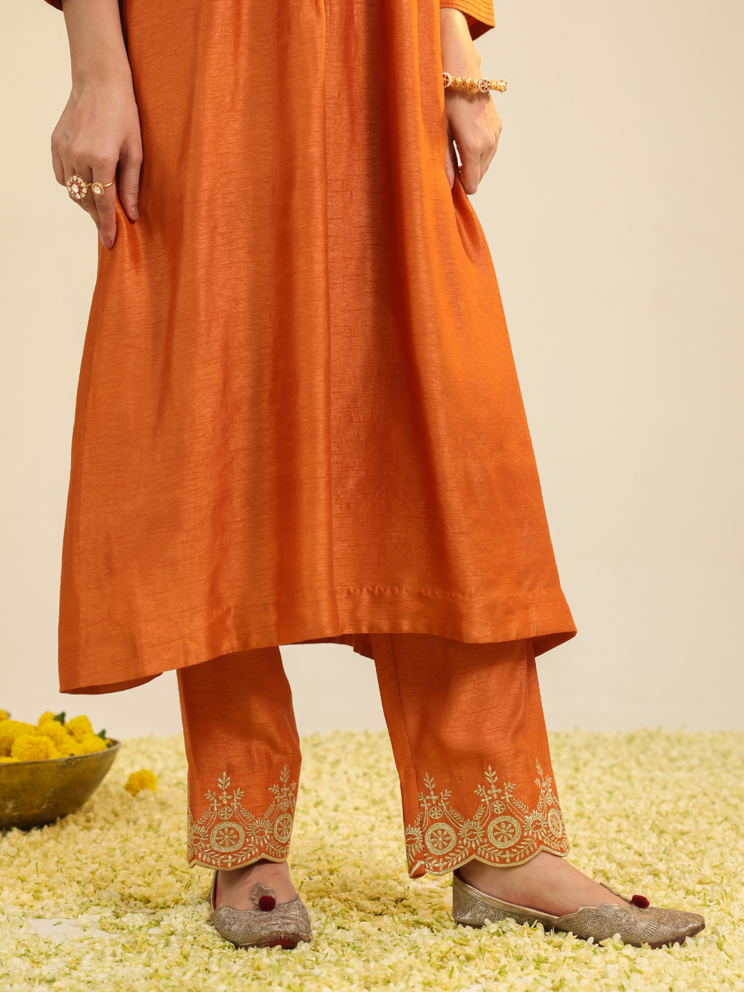 Rust Gumaan Kurta Set