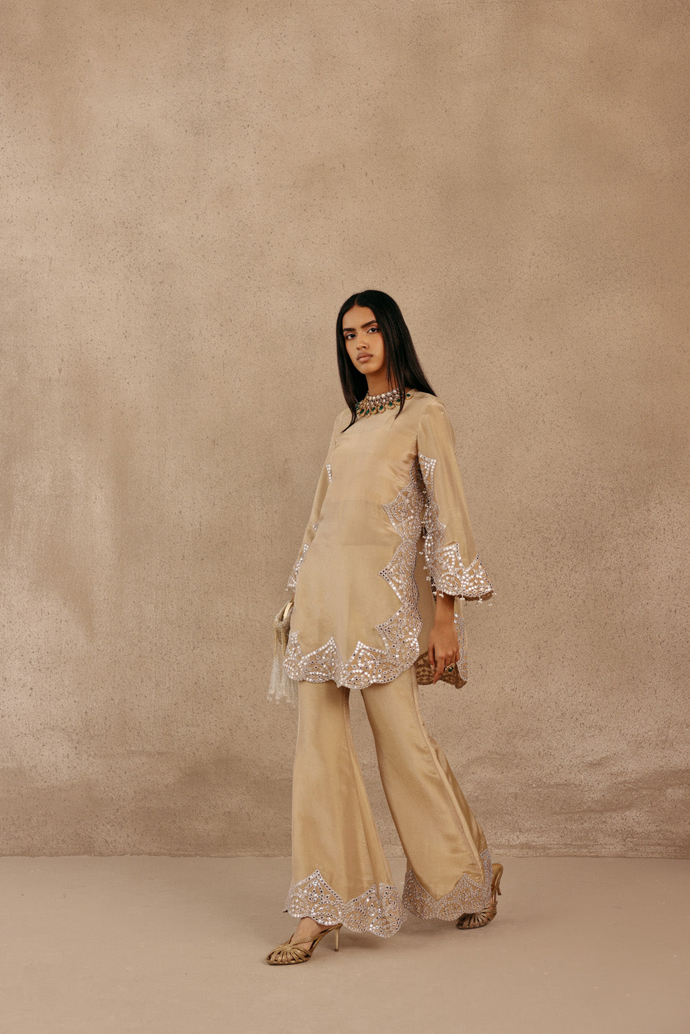 KURTA