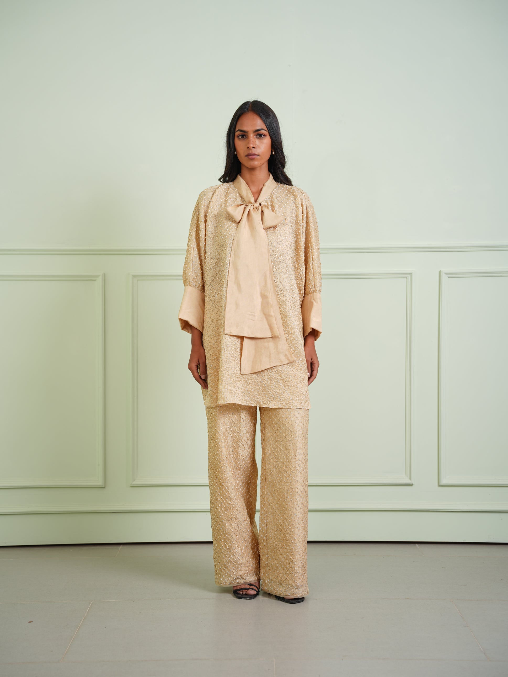 BOW TIE BANDHANI SHIRT