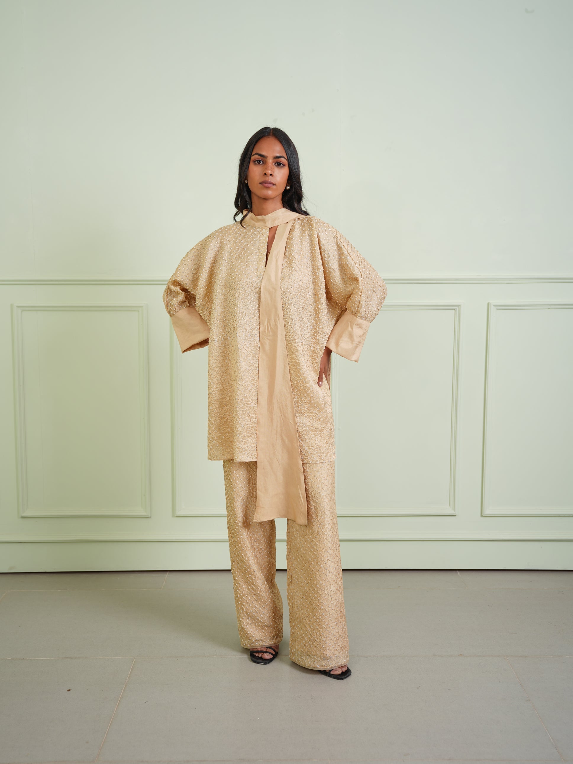 BOW TIE BANDHANI SHIRT