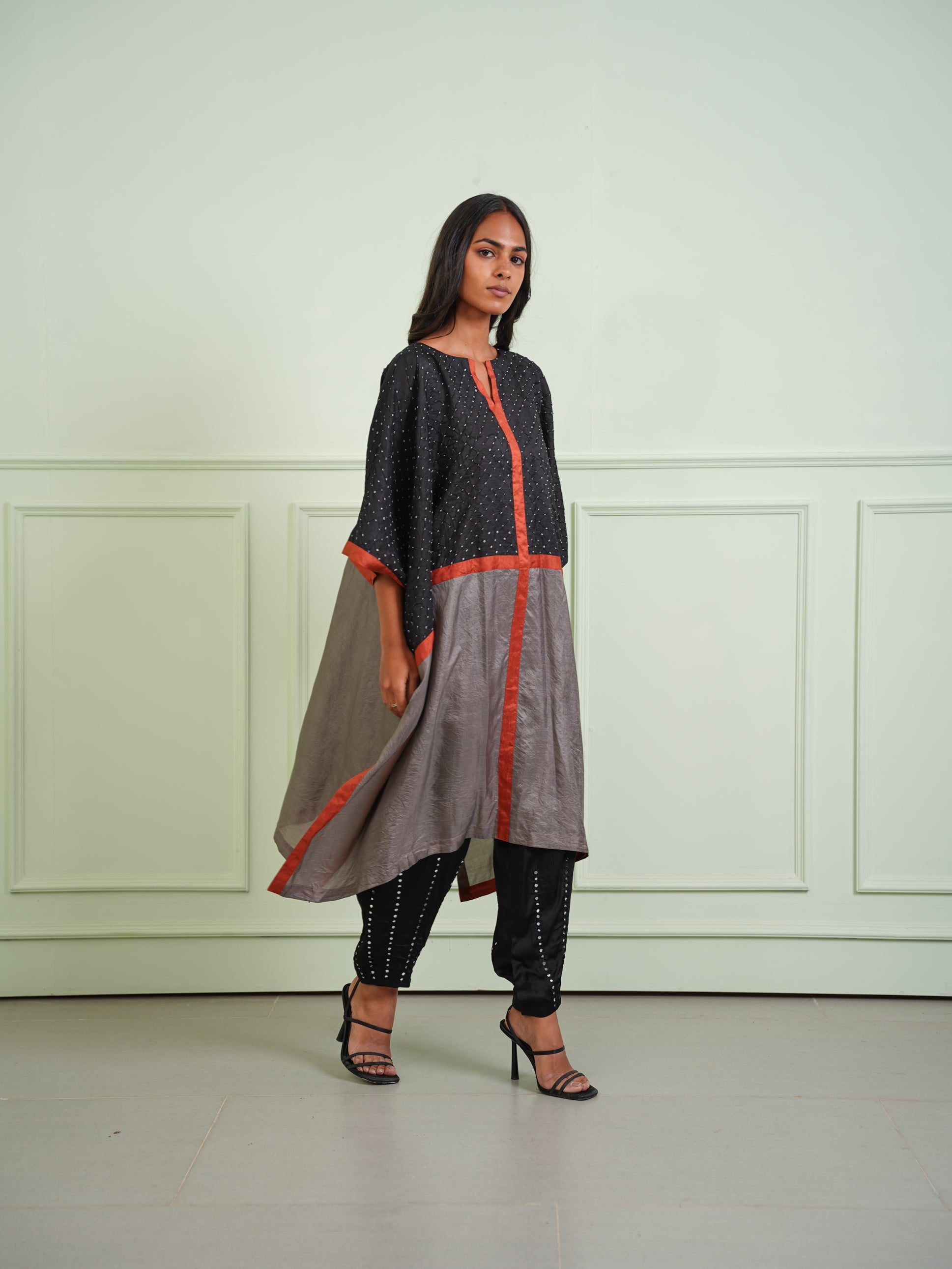 CRUSHED BANDHANI COLOR BLOCK KAFTAN TUNIC