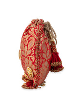 Sharvitha Red Polti