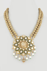 Kundan Floral Pendant Necklace