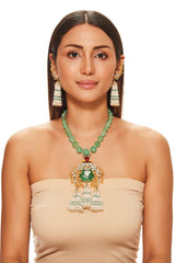 Carved Emerald Detachable Necklace