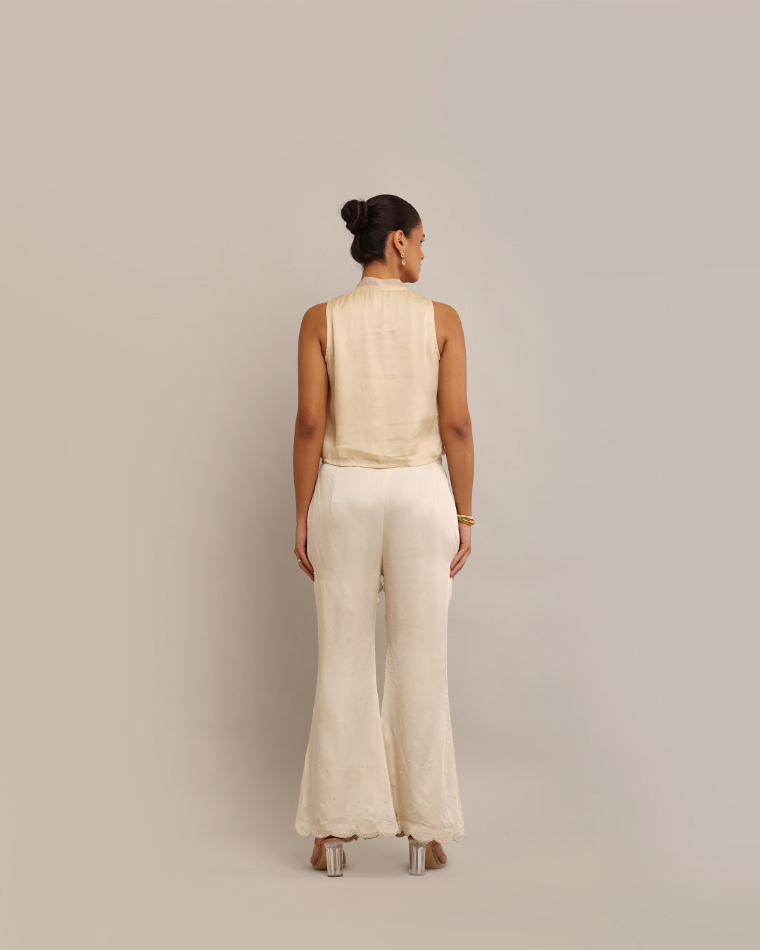 AW125 TOP