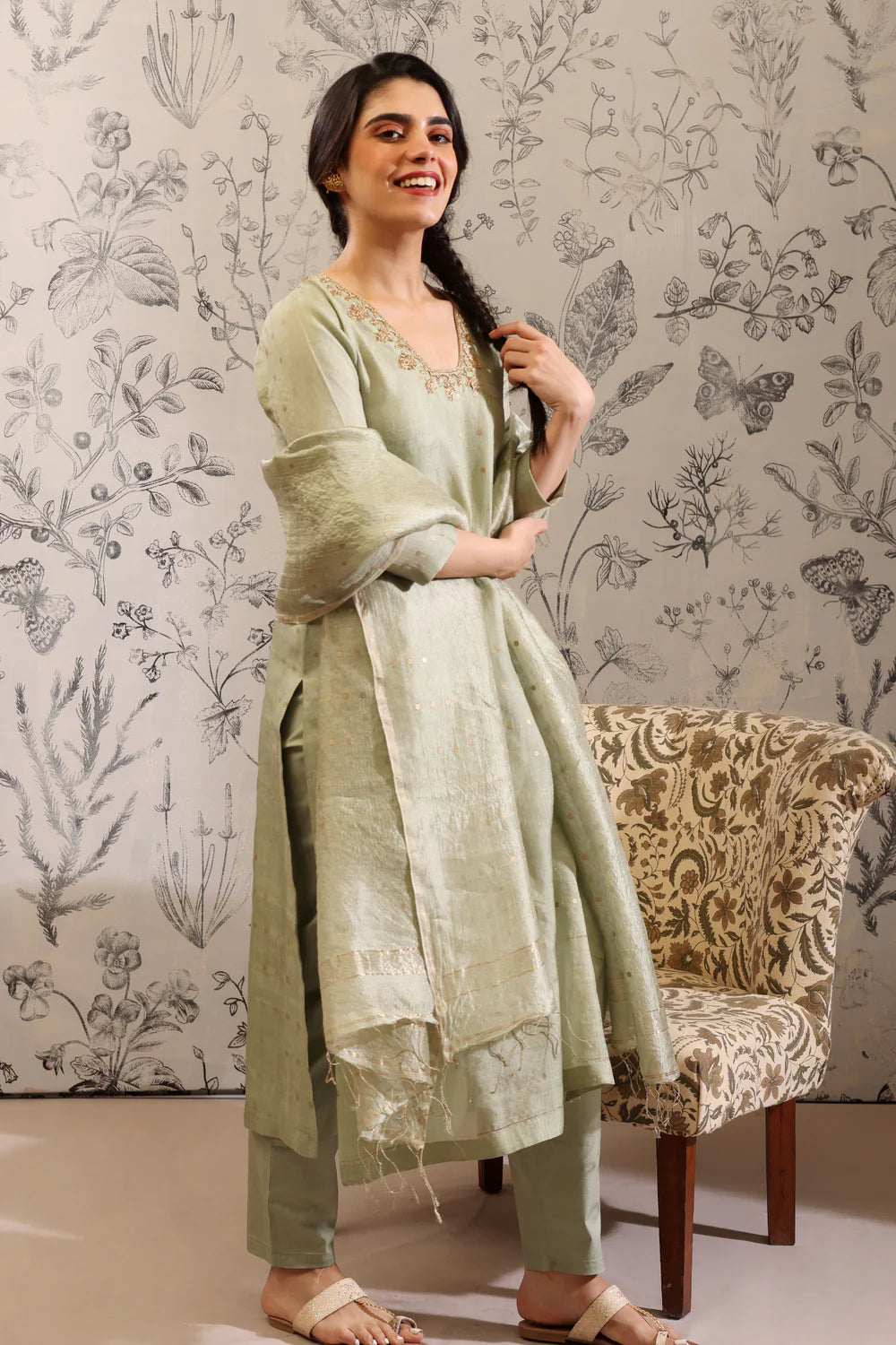 PADMINI "an assemblage of lotuses"green