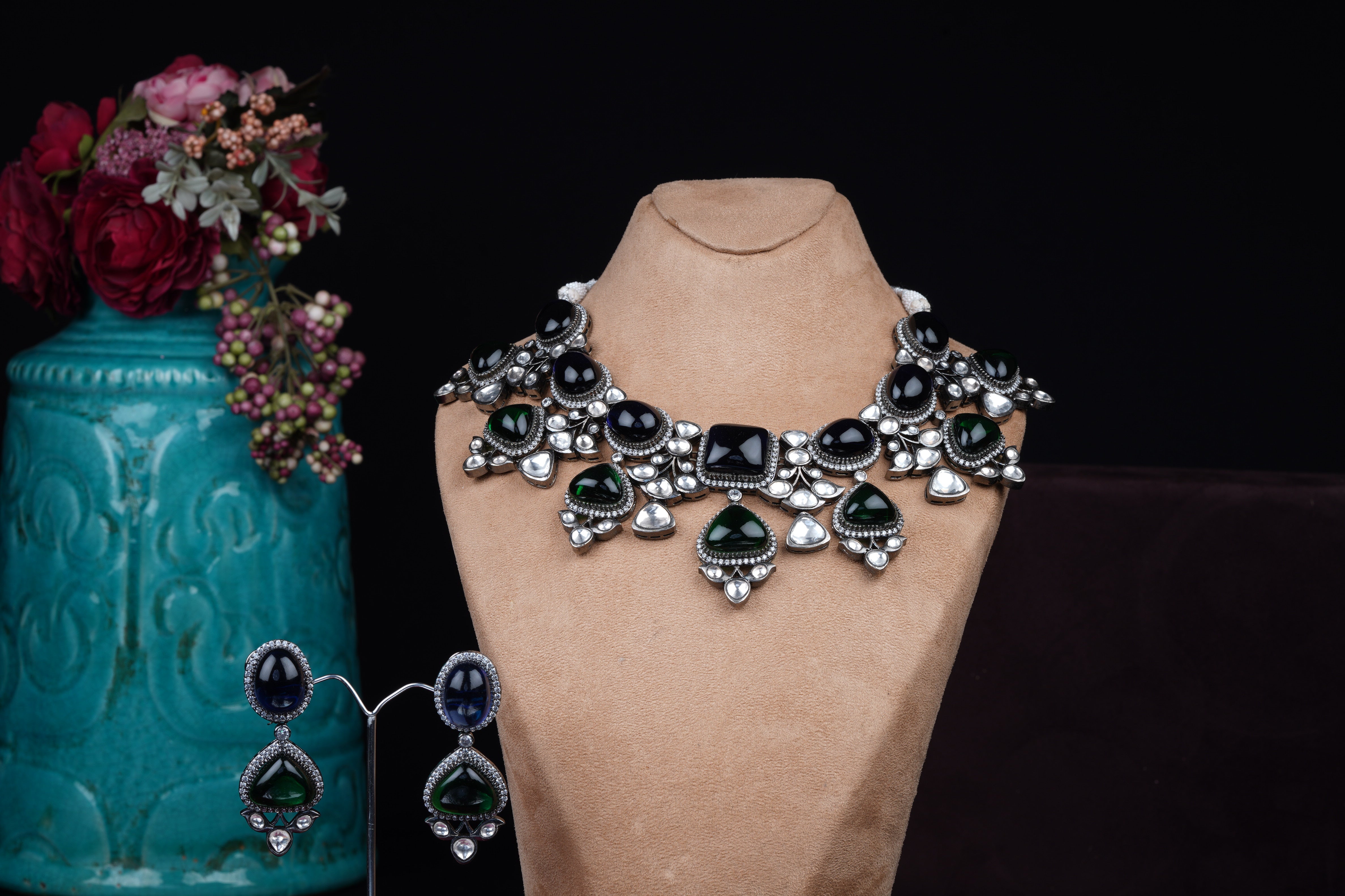 NECKLACE SET
