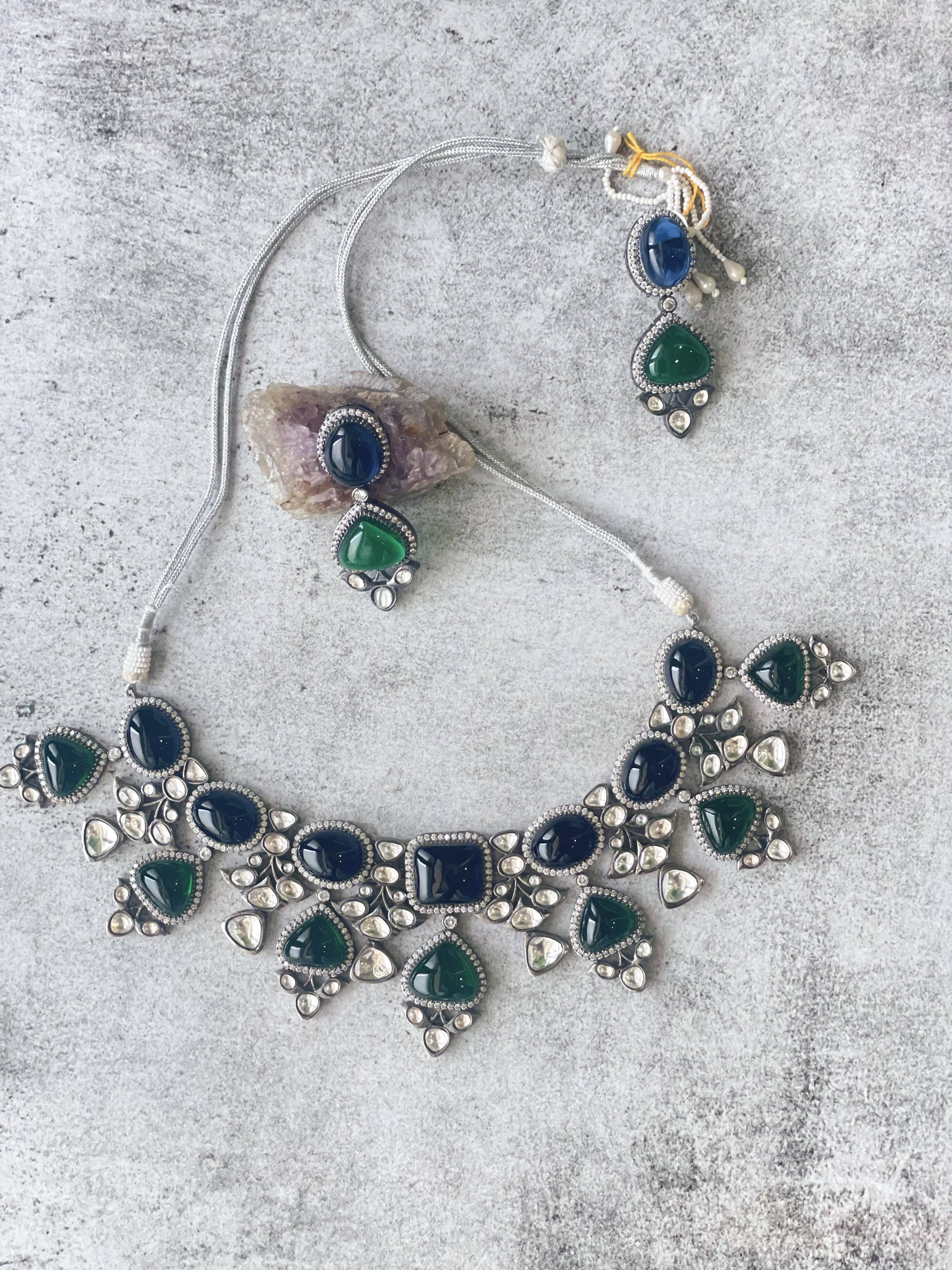 NECKLACE SET