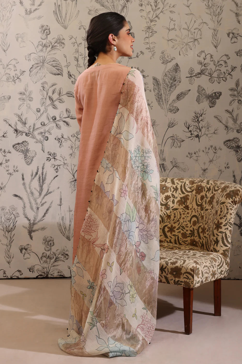 VAKYA "singing of birds"multicolor