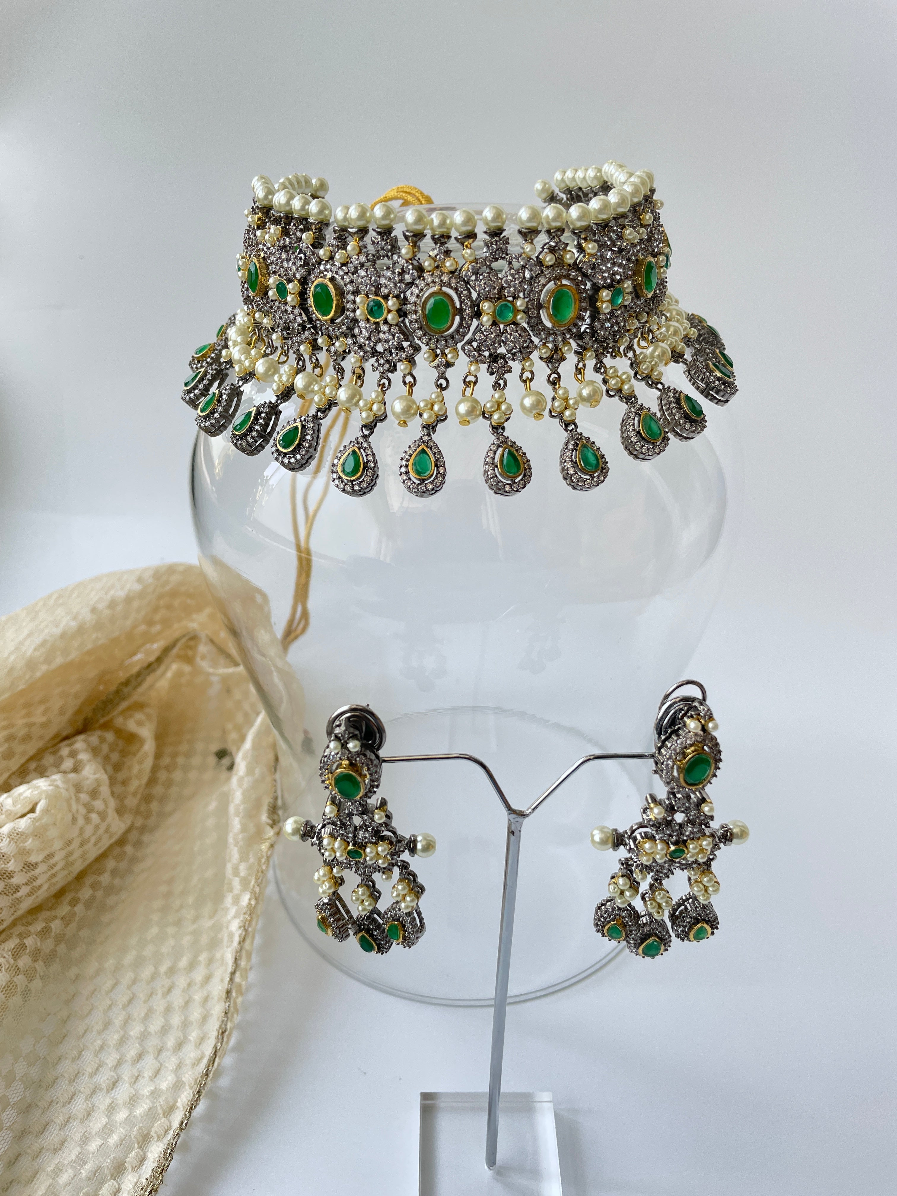 NECKLACE SET
