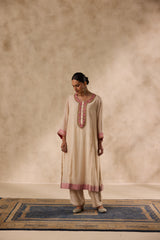 Ivory chanderi beads and resham embroidered kurta paired with pant & organza dupatta