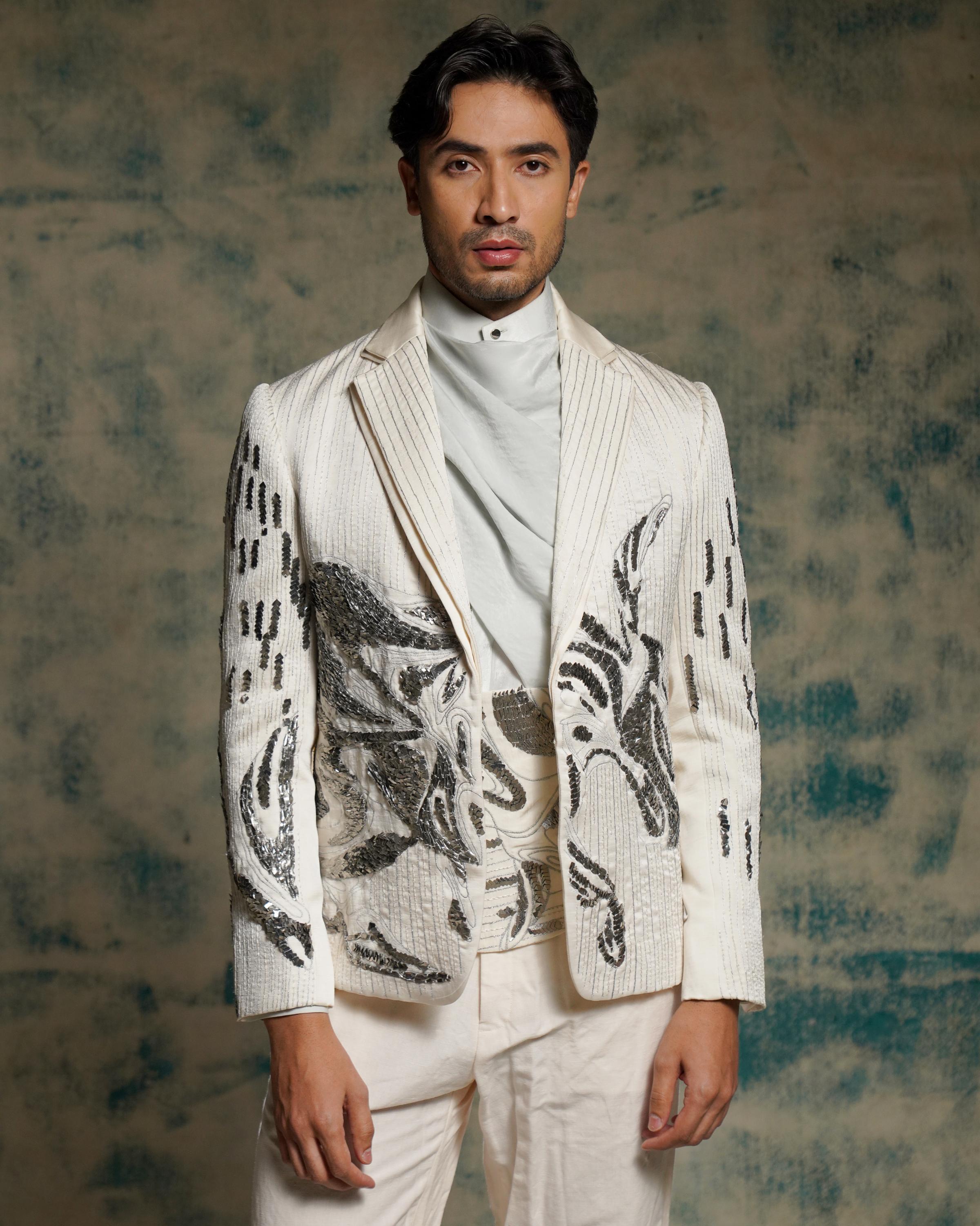 Tusk Nandi embriodered blazer set