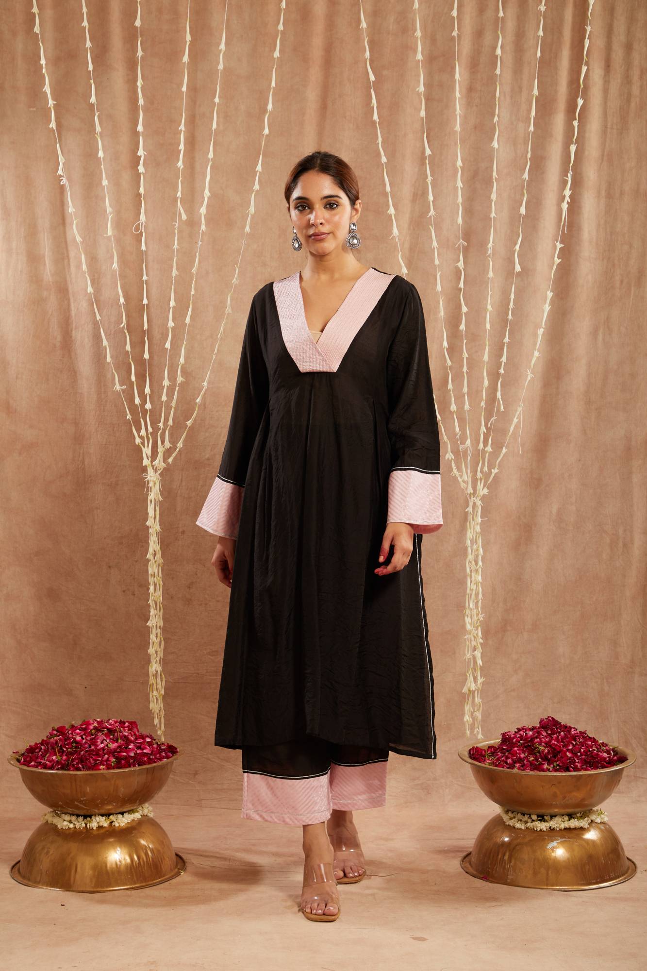 Black Zari Chanderi Kurta with Narrow Pants