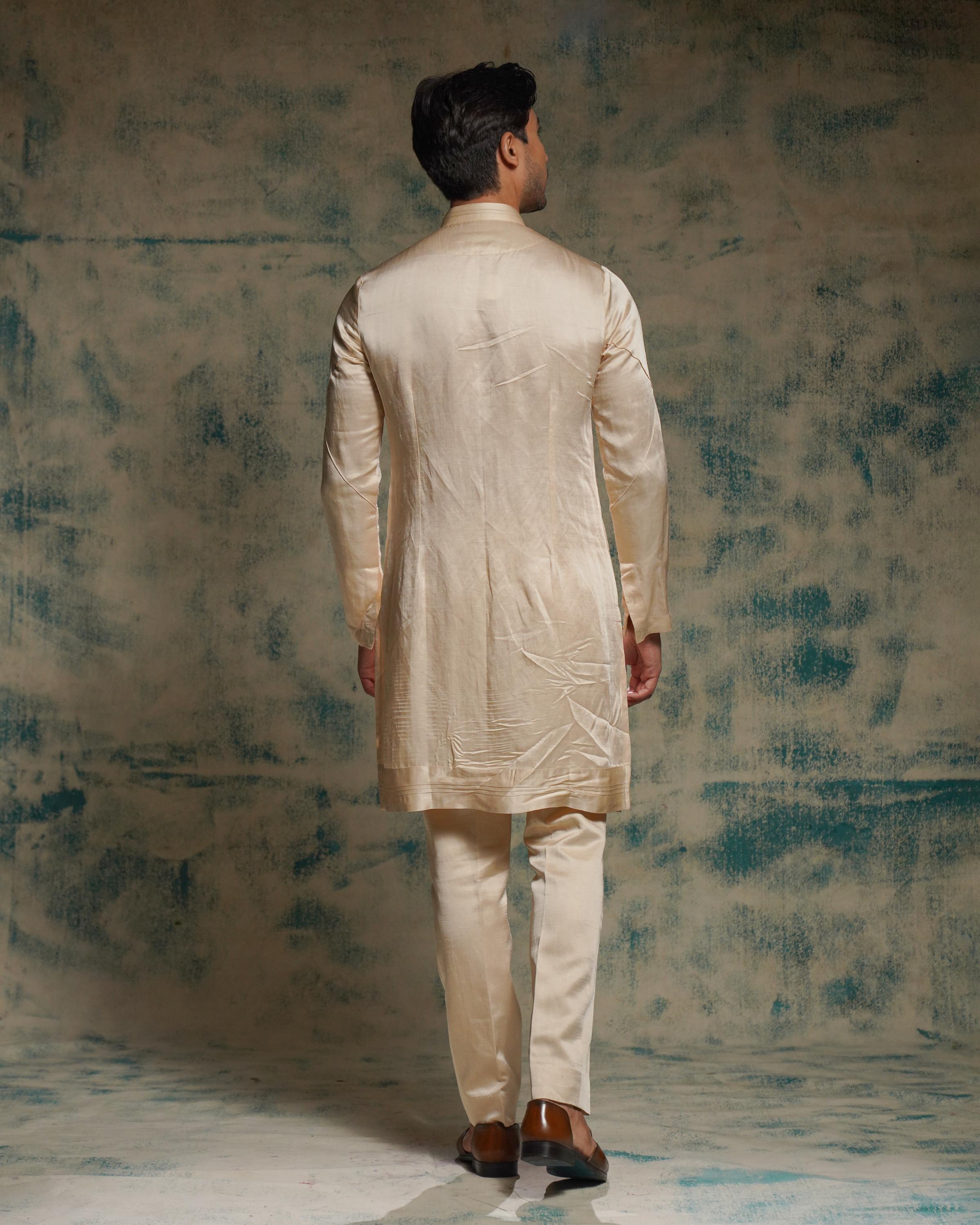 BUTTERCREAM LONG KURTA
SET WITH DRAPE