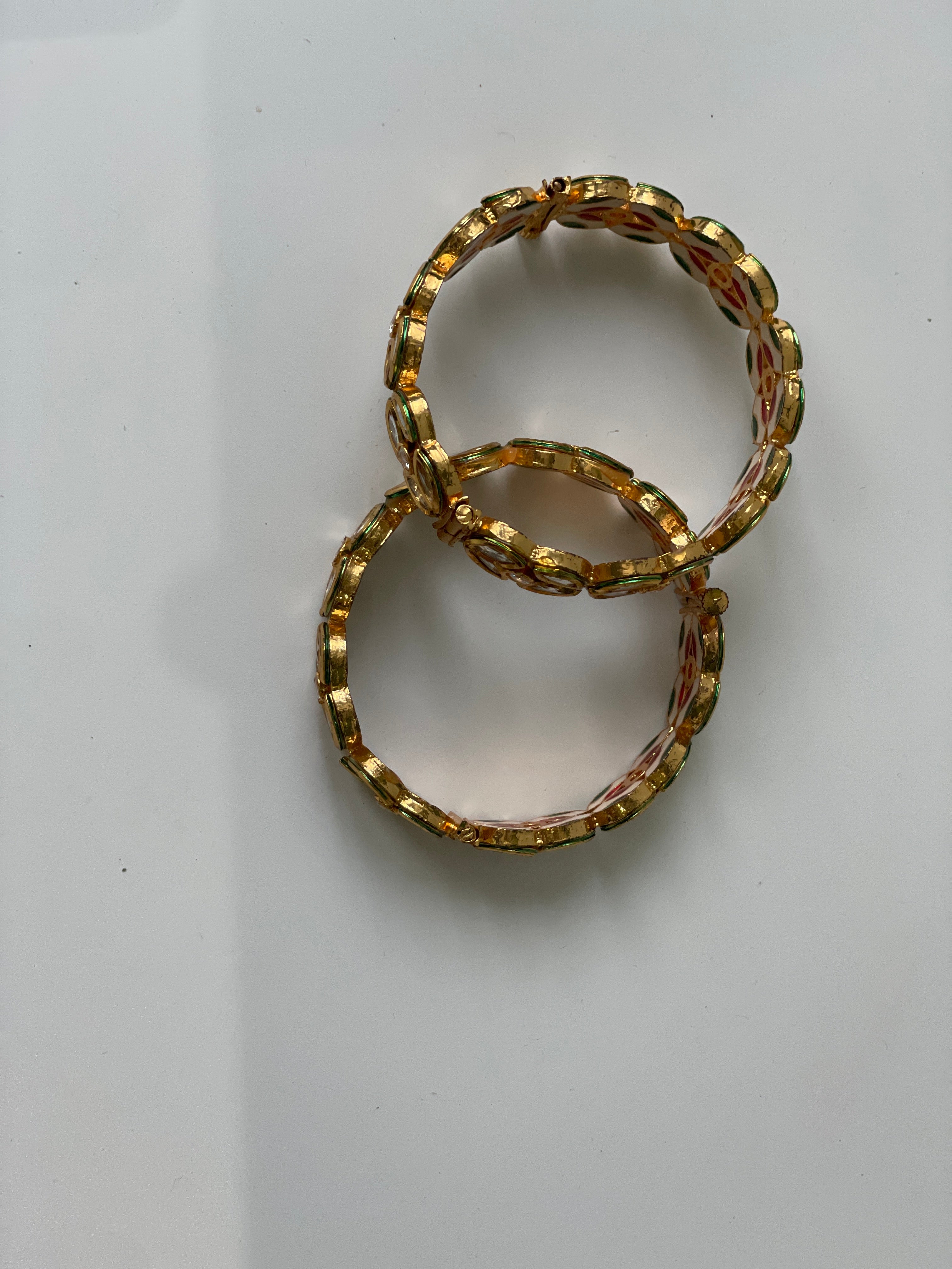 BANGLES