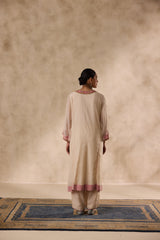 Ivory chanderi beads and resham embroidered kurta paired with pant & organza dupatta