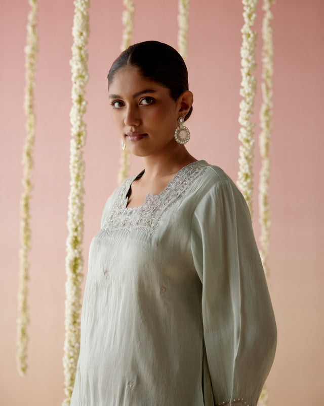 Mint Daisy Tissue Kurta with 
Narrow Pants & Dupatta - Set of 3