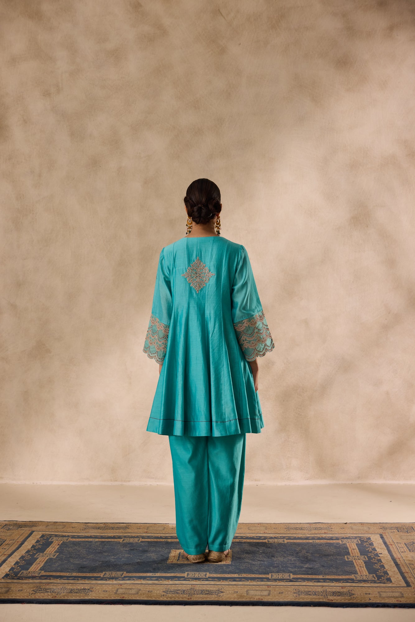 Sky blue chanderi dori work and french knot embroidered kurta paired with salwar & organza dupatta