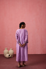 Lilac chanderi dori work embroidered kurta paired with pant & organza dupatta