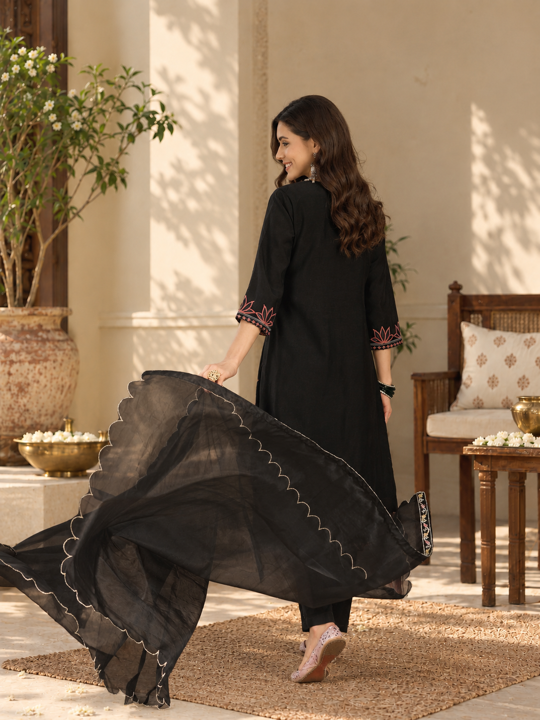 Women Black Roman Silk Embroidery Kurta Set