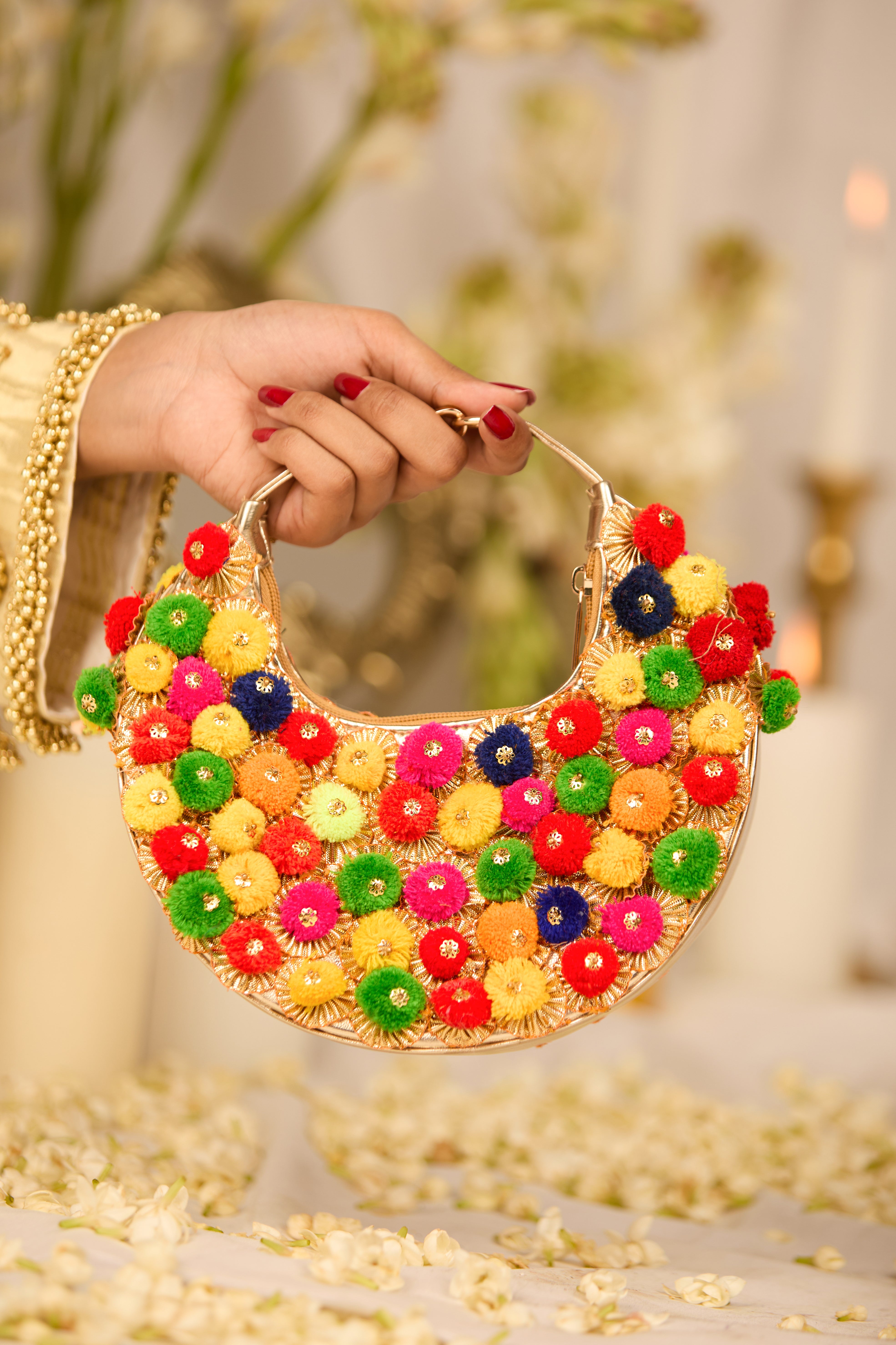 Aaheli handbag