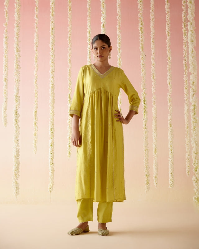 Lilly Lime Chanderi Kurta with 
Narrow Pants & Dupatta - Set of 3