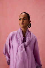 Lilac chanderi dori work embroidered kurta paired with pant & organza dupatta
