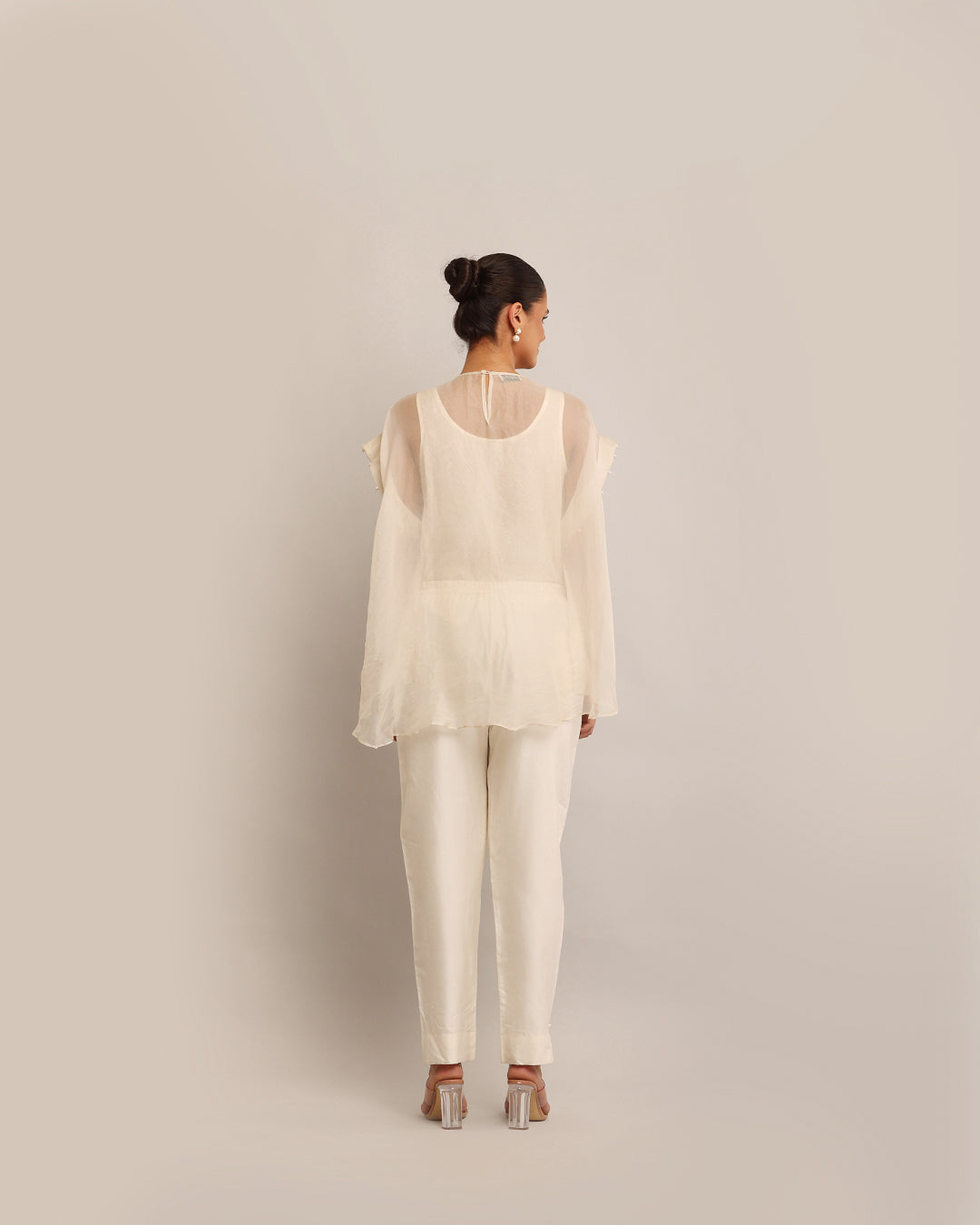 AW135 - pants